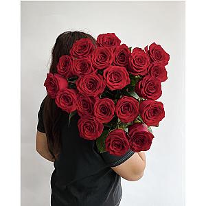 Розы красные «Undercover» 21 шт. 9951